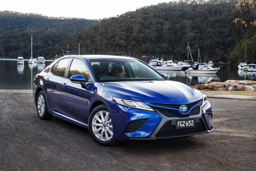  Toyota Camry Ascent Sport Hybrid 2017 года  (AU) (фото 9 из 12)